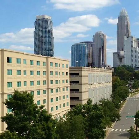 Doubletree By Hilton Charlotte Uptown Otel Dış mekan fotoğraf