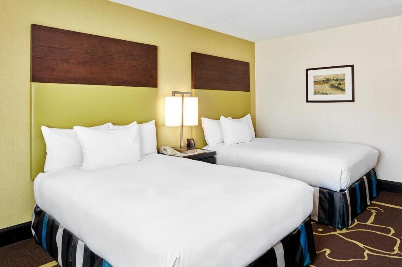 Doubletree By Hilton Charlotte Uptown Otel Dış mekan fotoğraf