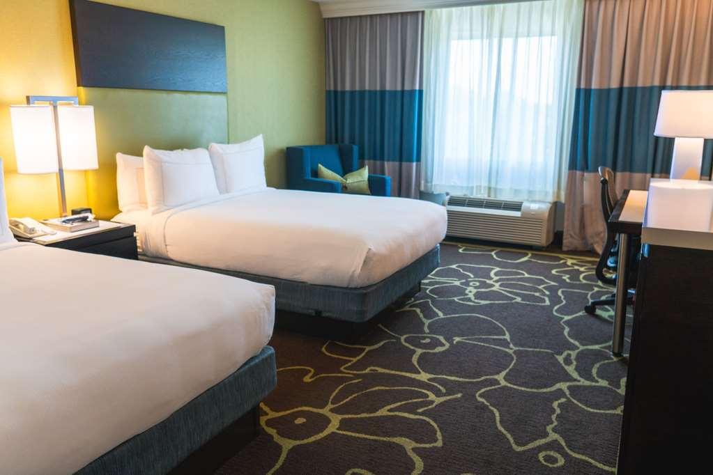 Doubletree By Hilton Charlotte Uptown Otel Oda fotoğraf