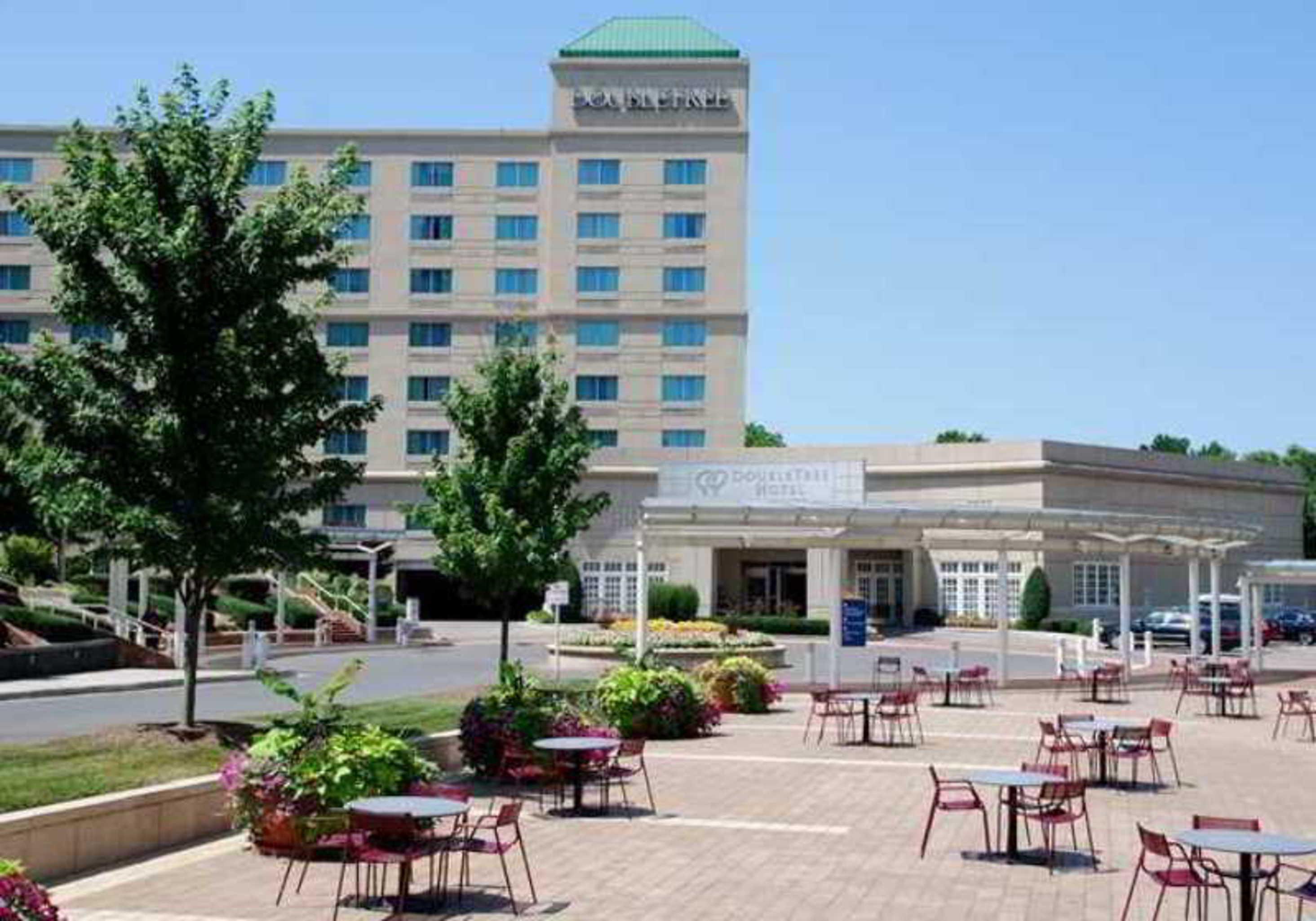 Doubletree By Hilton Charlotte Uptown Otel Dış mekan fotoğraf