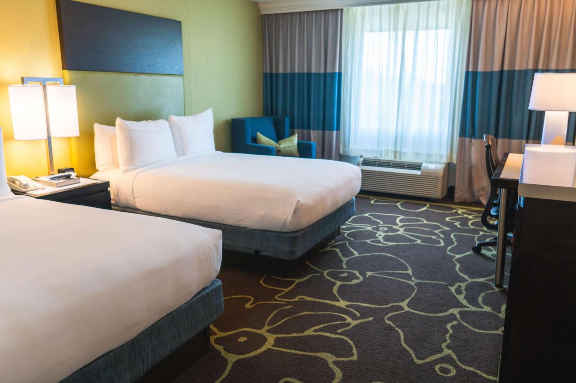 Doubletree By Hilton Charlotte Uptown Otel Dış mekan fotoğraf