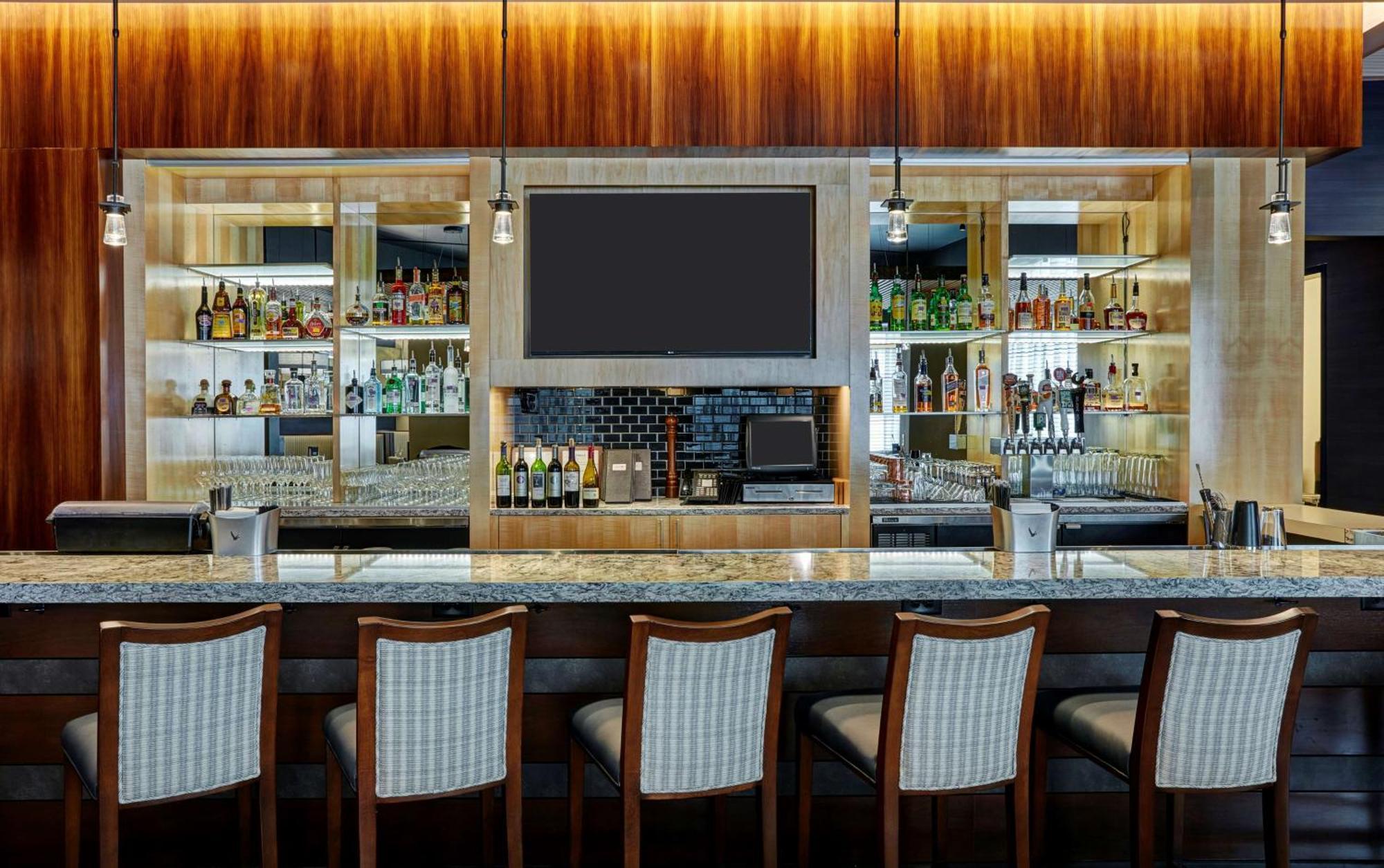 Doubletree By Hilton Charlotte Uptown Otel Dış mekan fotoğraf