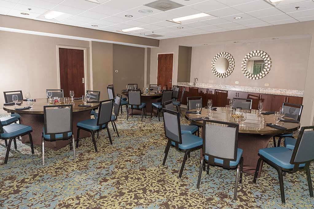 Doubletree By Hilton Charlotte Uptown Otel Konforlar fotoğraf